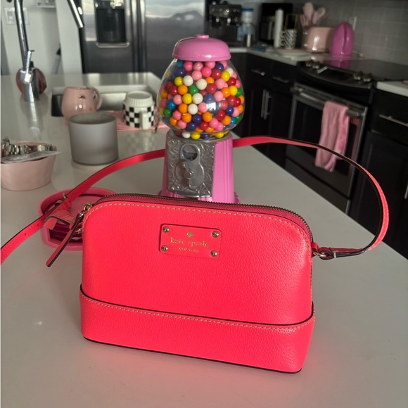 Kate Spade Hanna Wellesley Crossbody Pink | Slightly Used - Picture 7 of 11